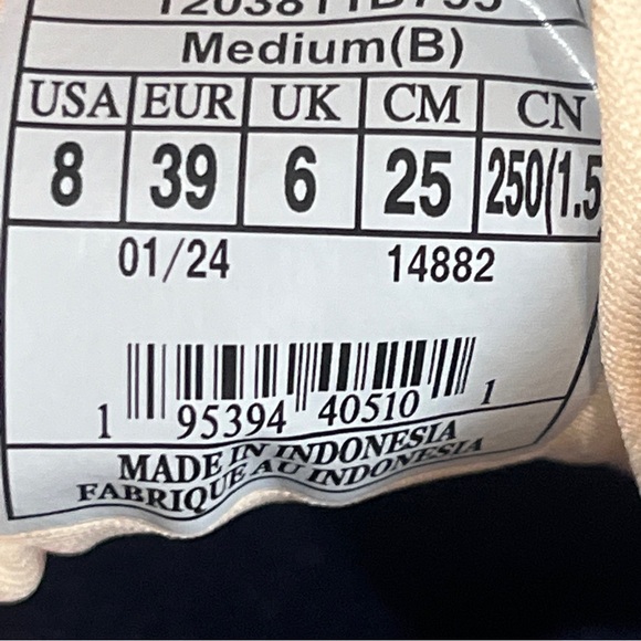 Brooks Adrenaline GTS 23 Guiderails  1203811B795 Running  Women’s 8 Peach/Navy - Picture 9 of 9